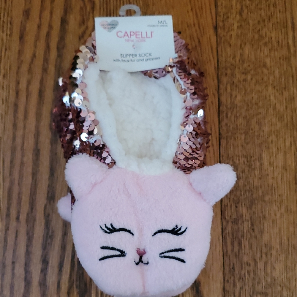 NWT Capelli of New York Pink and Rose Gold Cat Slipper Socks with grippers